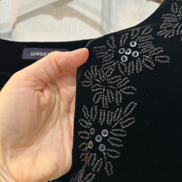 Lands' End Silk Blend Velvet Tunic Top Womens Sz L Black Beaded V Neck Pullover - Picture 4 of 10